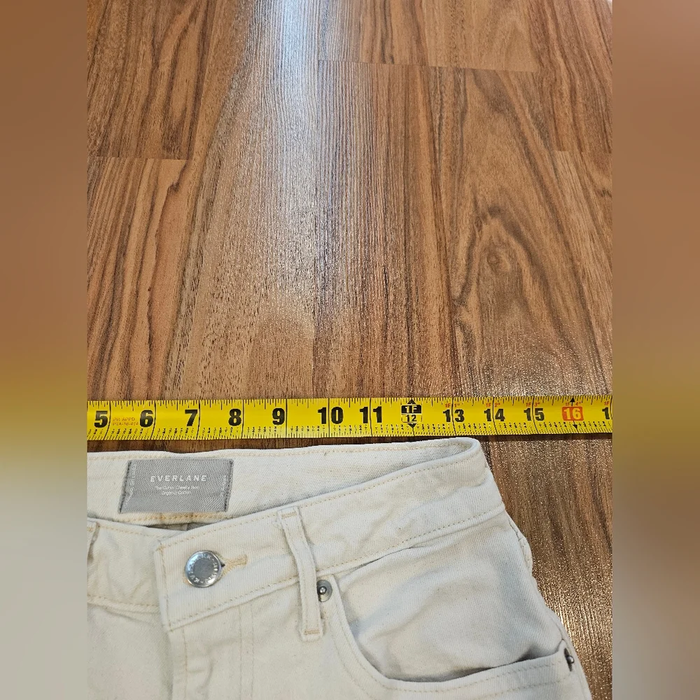 Everlane Cheeky Curvy Jean in Ecru Size 27 Regular - Picture 8 of 16